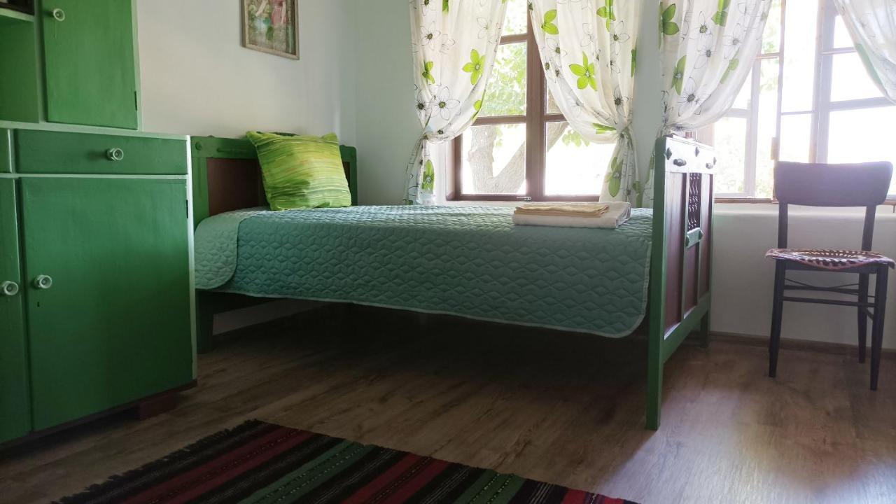 Hotel Babinata Kashta-Srebarna à Srebŭrna Extérieur photo